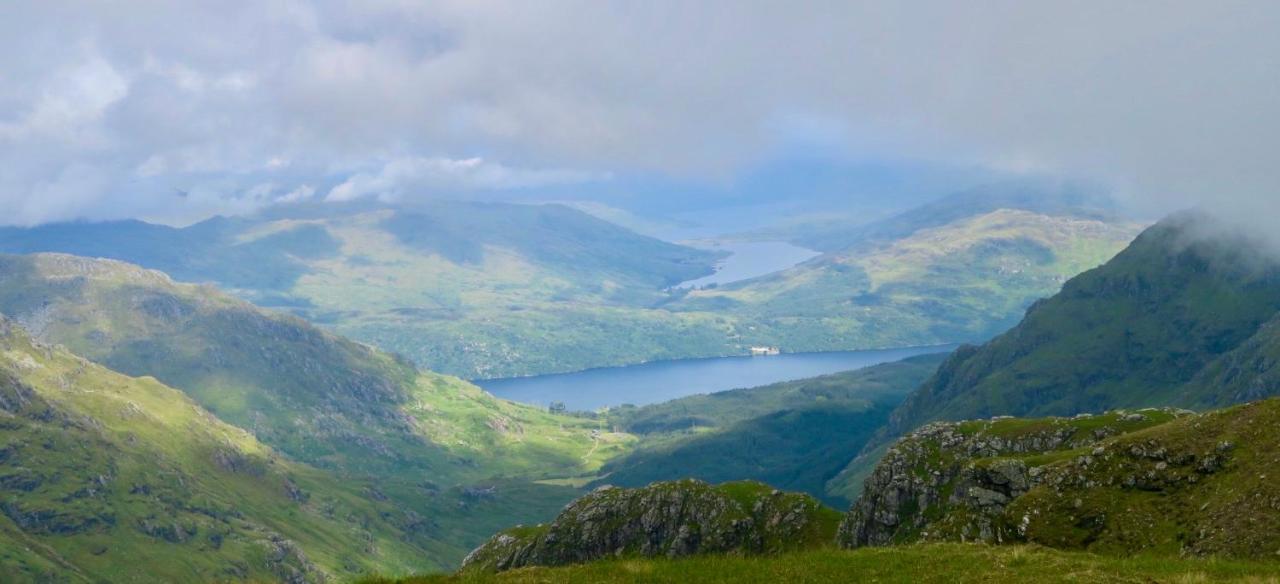 Twostones Self Catering Cottage Arrochar Exteriör bild