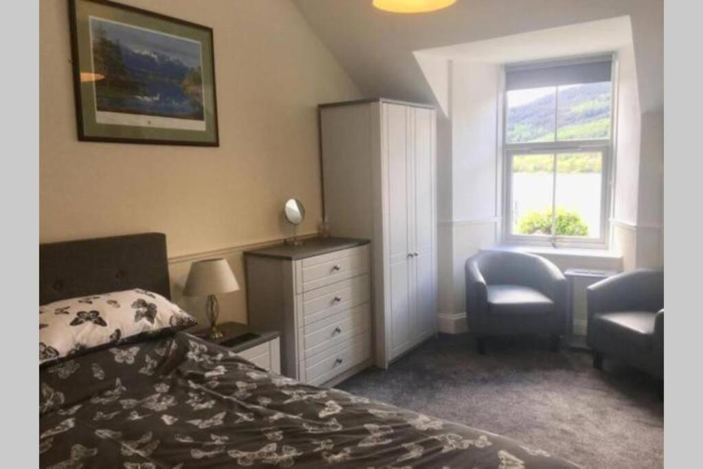 Twostones Self Catering Cottage Arrochar Exteriör bild