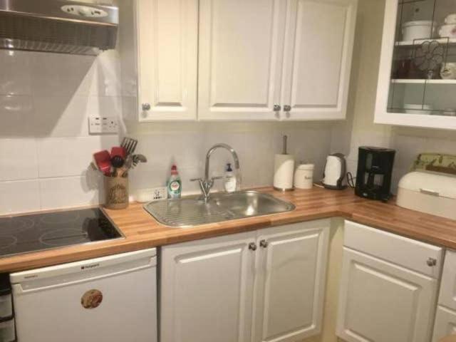 Twostones Self Catering Cottage Arrochar Exteriör bild